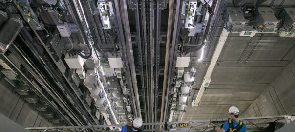 اجزاء آسانسور